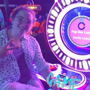 Meet your Posher, Allie